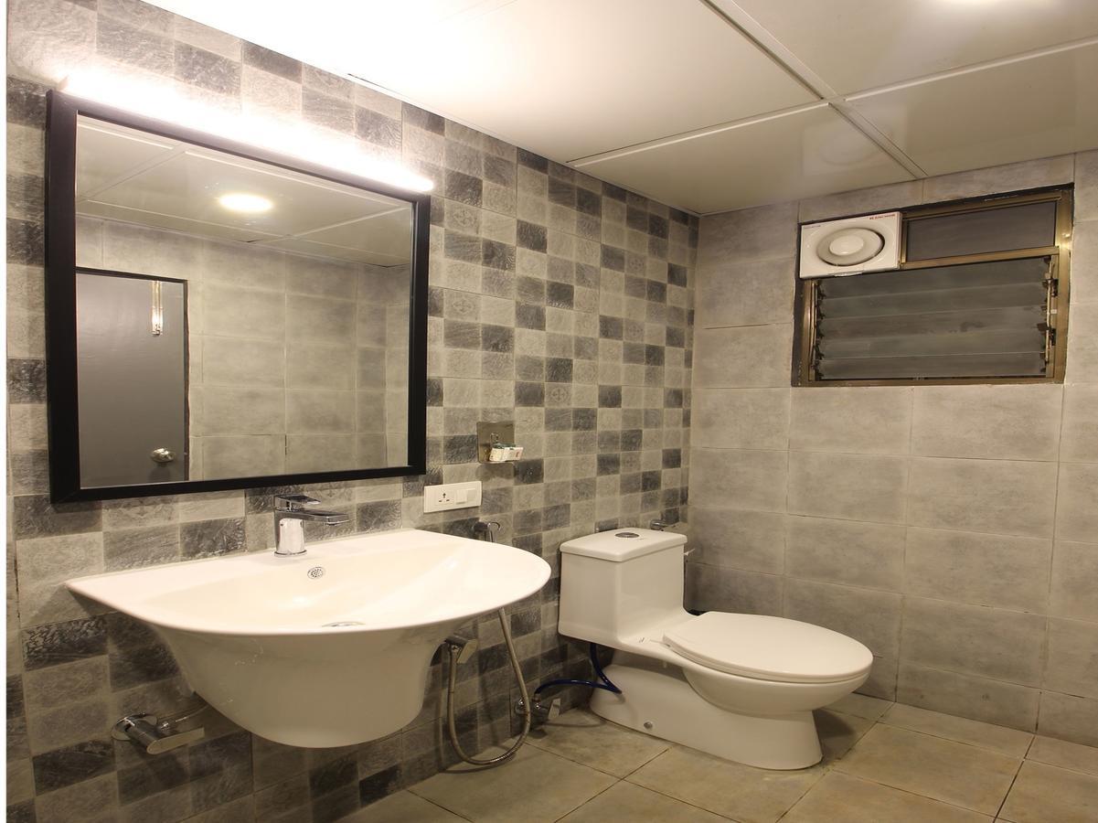 Hotel Oceans 7 Ashwem Mandrem
