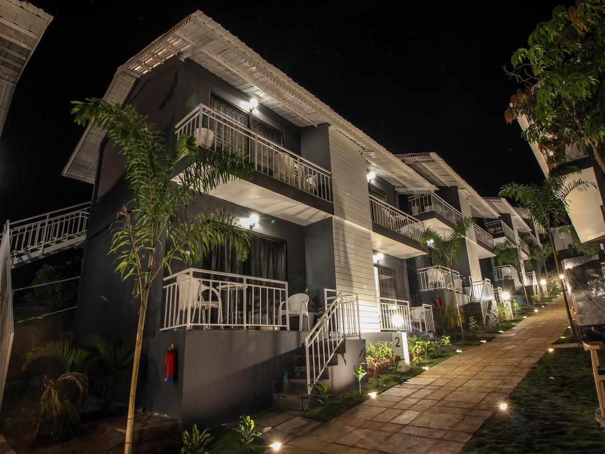Hotel Oceans 7 Ashwem